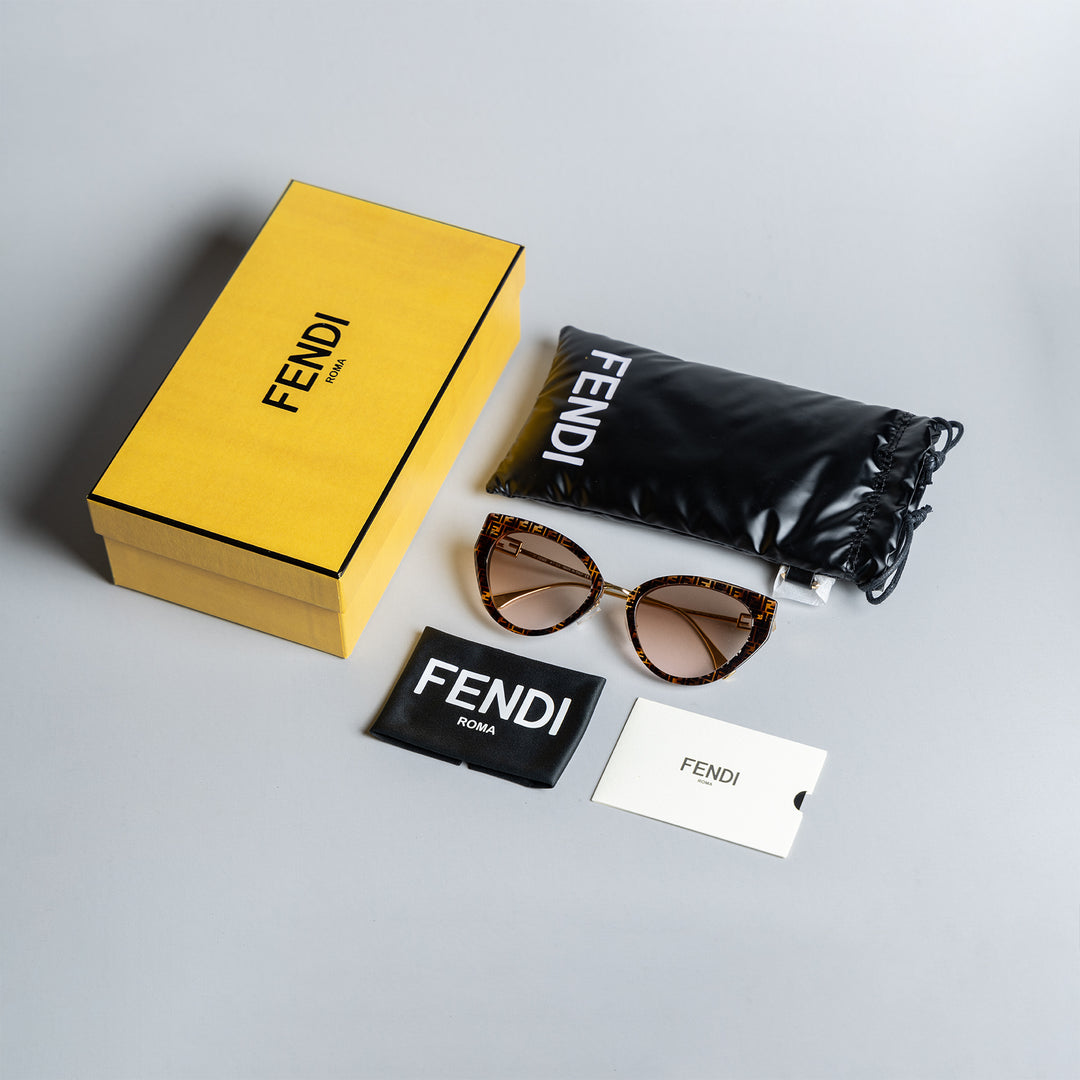 Fendi Eyewear Butterfly Frame Sunglasses