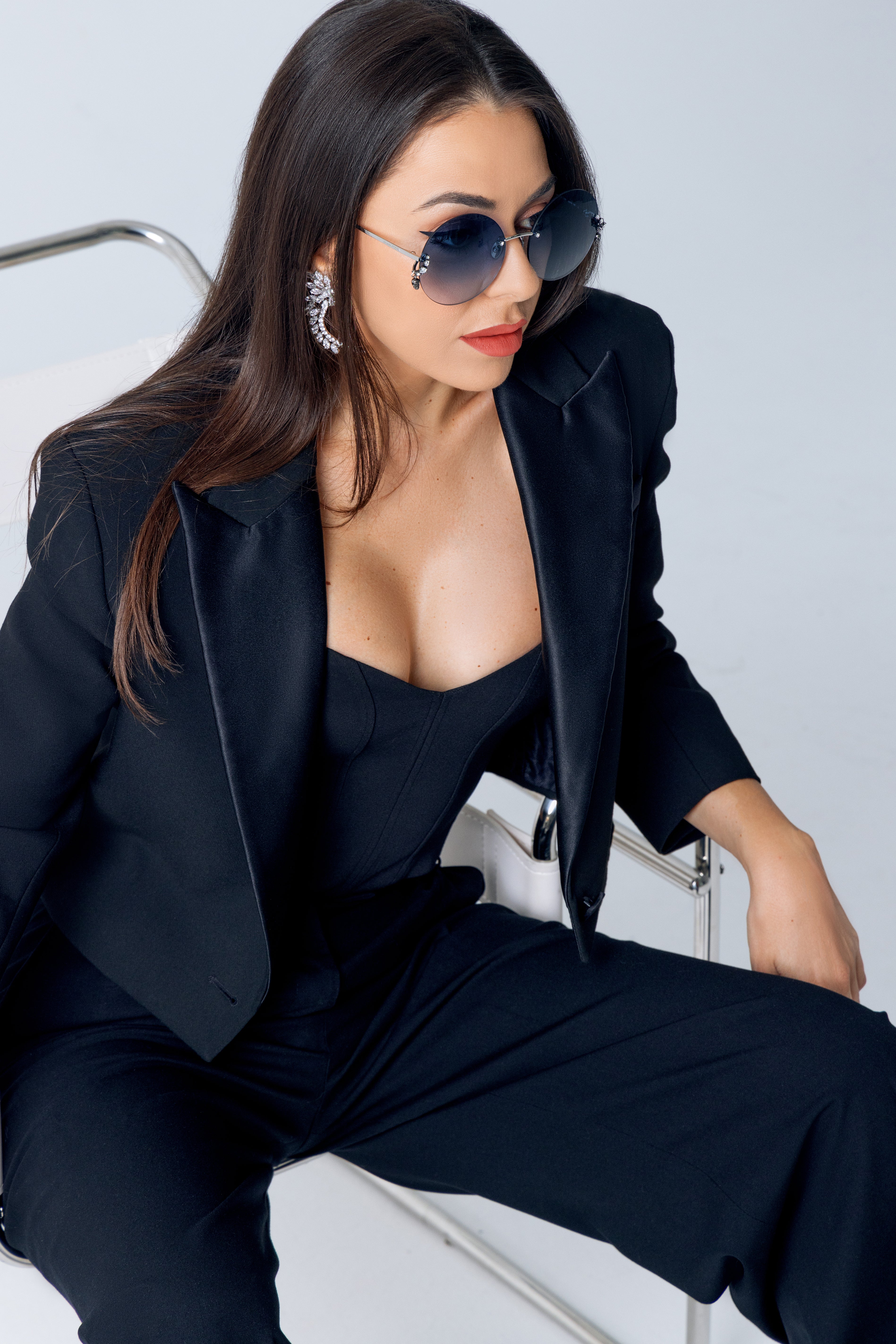 サングラス ALEXANDER MCQUEEN Silver l Sunglasses Alexander McQueen - Women's Skull Mask Sunglasses - Silver